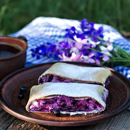 Nina By Interhome Lic