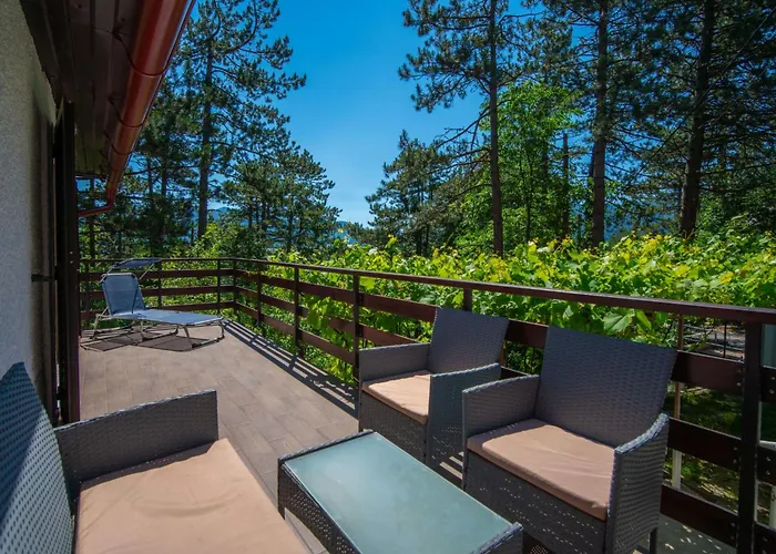 Chalet Nina By Interhome Lič